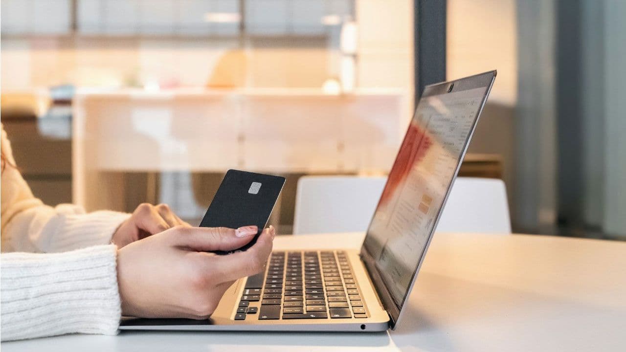 How to Check UAE Labor Card Online 2025